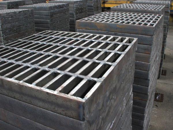 How can steel grating plates at port terminals comprehensively improve platform safety Analysis of key technologies