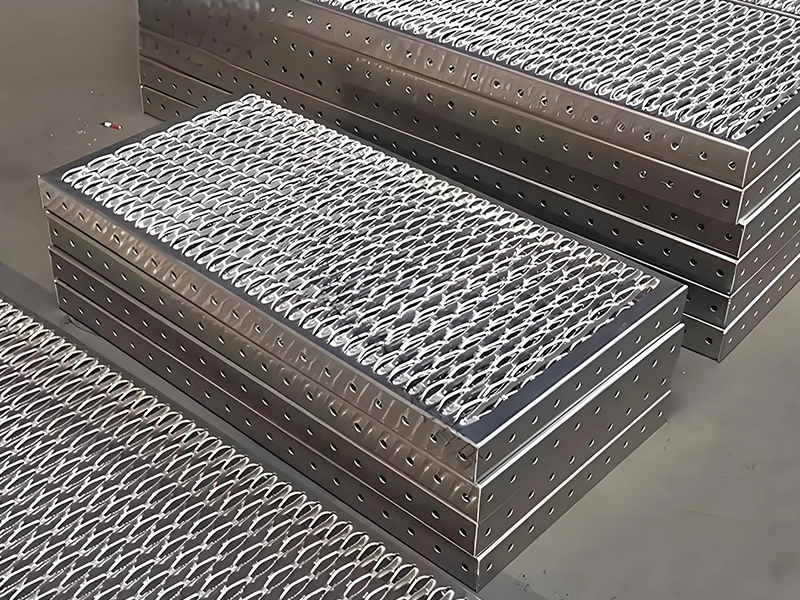 Grip Struct Plank Grating