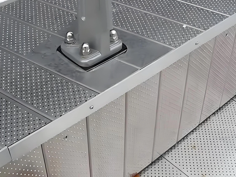 Traction Plank Grating