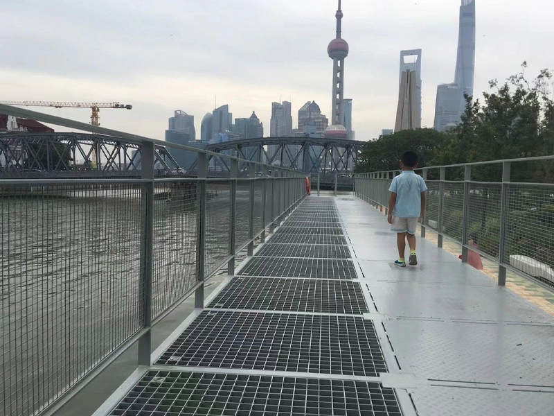 steel grating manufacturers