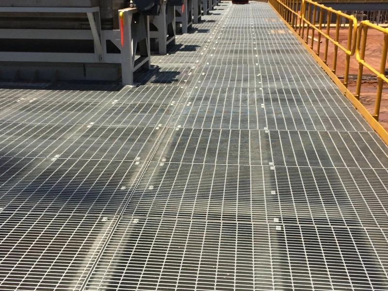 Platform Grating