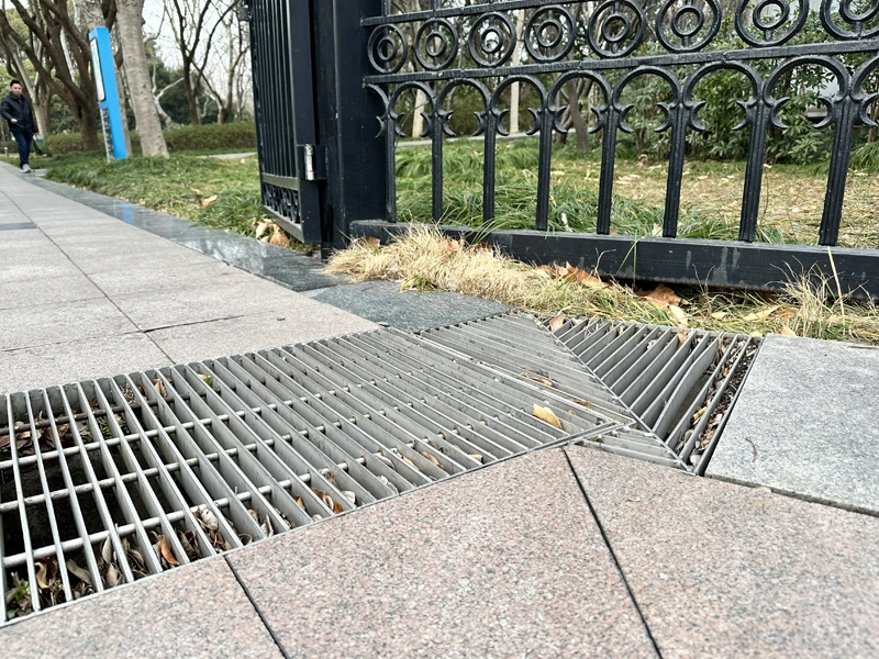 Scenic Drain Cover
